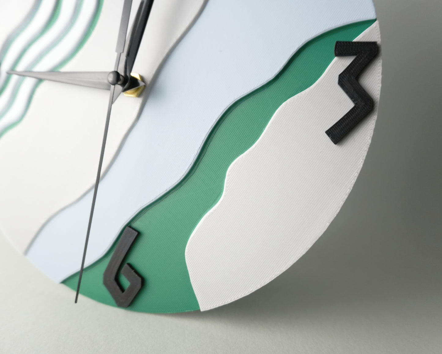 3D Textured Wall Art Clock – Scandinavian Minimalist Timepiece for Modern Homes 22cm Diameter